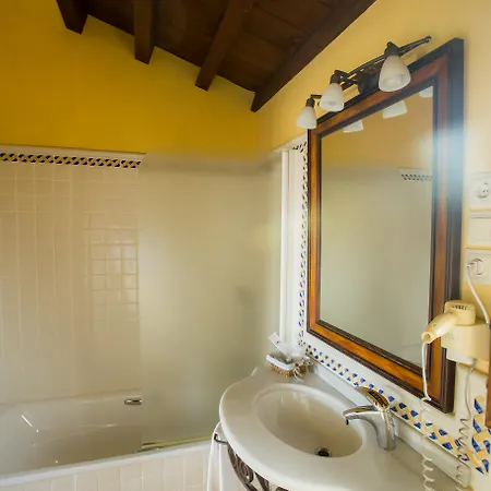 Hotel Cigarral De Caravantes 3*